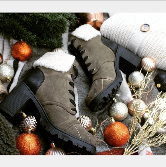 🚨LAST CHANCE// Khaki Sherpa Boot - Picture 3 of 8